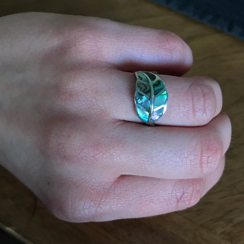 Leaf ring